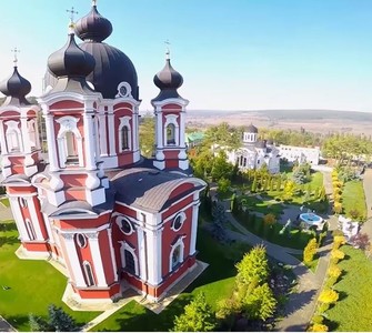 Mănăstirea Curchi, un angolo di S. Pietroburgo in Moldova