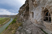 Mănăstiri stâncoase, arhitectură ascunsă