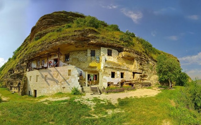 Monasteri rupestri, l’architettura nascosta